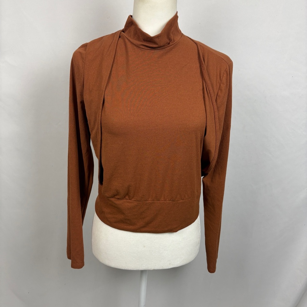 Astr the Label Vienne Rust Cut Out Turtleneck Top